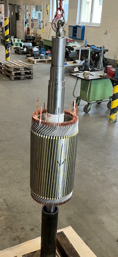 Výroba nového elektromotora na priemyselné žeriavy